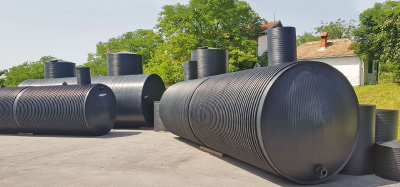 Horizontal plastic tanks - GHIBLIPLAST