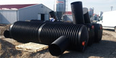 Horizontal plastic tanks