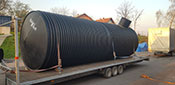 Horizontal plastic tanks