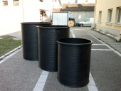 Plastic tubs
